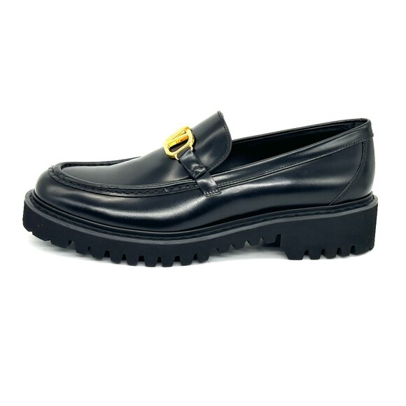 Valentino Garavani V Logo VLOGO Leather Flat Lug Sole Loafers Shoes Black - Picture 7 of 16